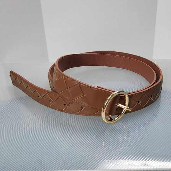 NWOT Torrid brand medium brown weave belt with gold circle buckle size 3 or 3X - Picture 1 of 4